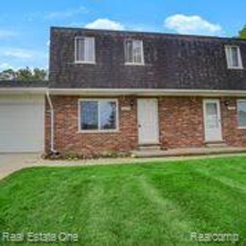 2350 & 2352 Peppermill Road, Lapeer Township, MI, 48446 | Card Image