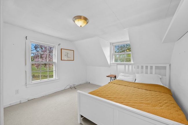2214 Huntington Tpke, House other with 3 bedrooms, 2 bathrooms and null parking in Trumbull CT | Image 27