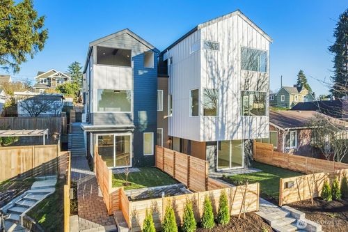 3808 42nd Ave Sw, Seattle, WA, 98116-3835 | Card Image
