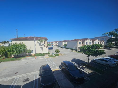 2944-2944 Nw 180th St, Miami Gardens, FL, 33056-3483 | Card Image