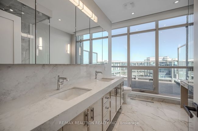 3793 Ferretti Crt, House attached with 5 bedrooms, 6 bathrooms and 2 parking in Innisfil ON | Image 34