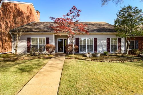 eight-12400 Hunters Glen #8, Little Rock, AR, 72211 | Card Image