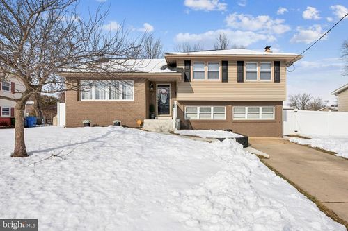 205 Avon Rd, Cherry Hill, NJ, 08034-1808 | Card Image