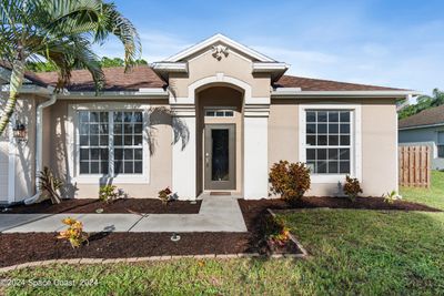 2550 Galiano Avenue, House other with 3 bedrooms, 2 bathrooms and null parking in Palm Bay FL | Image 2