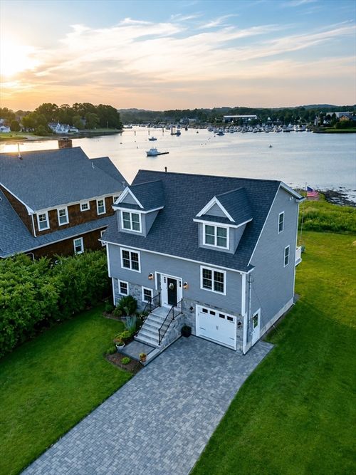 59 Riverview Ave, Danvers, MA, 01923-3818 | Card Image