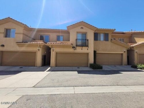 unit-204-1448 Patricia Ave, Simi Valley, CA, 93065-7834 | Card Image