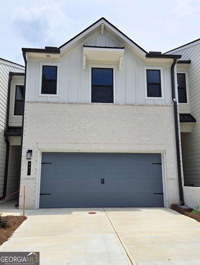 1923 Westwind Street, Townhouse with 3 bedrooms, 2 bathrooms and null parking in Lawrenceville GA | Image 1