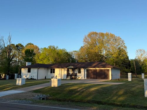 11560 S Main St, Somerville, TN, 38068-2124 | Card Image