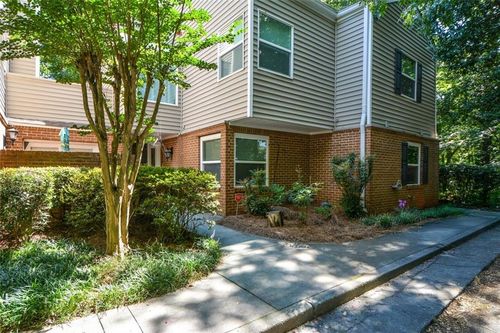 46 Dunwoody Springs Dr, Atlanta, GA, 30328-4555 | Card Image