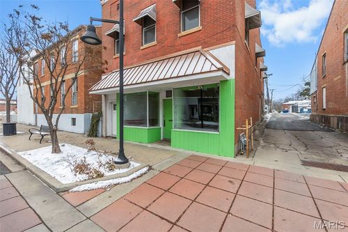 520 Broadway St, Cape Girardeau, MO, 63701-5624 | Card Image