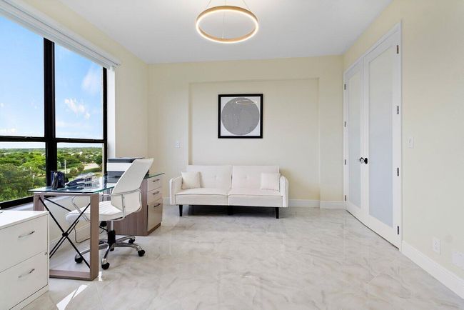 APT-802 - 7578 Regency Lake Dr, Condo with 3 bedrooms, 3 bathrooms and null parking in Boca Raton FL | Image 6