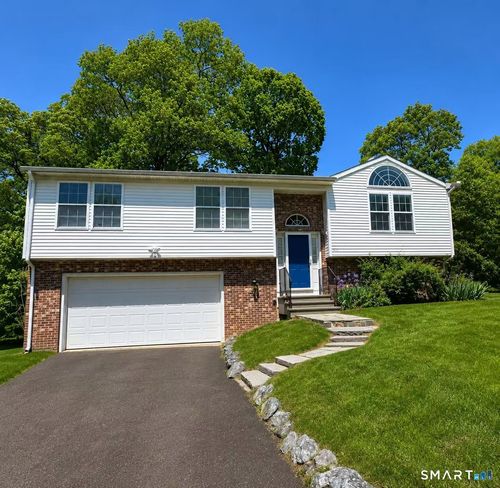 374 Stevenson Rd, New Haven, CT, 06515-2460 | Card Image