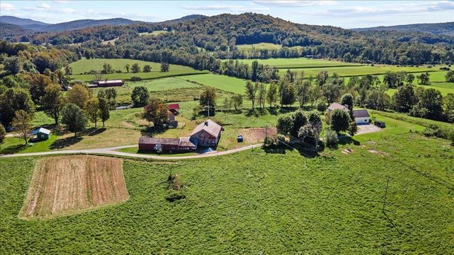 1035 Vt Route 153, House other with 3 bedrooms, 4 bathrooms and null parking in West Pawlet VT | Image 33