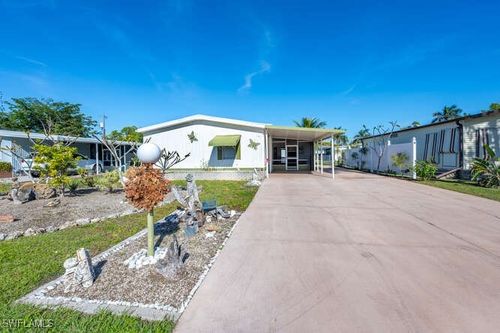 44-131 Grassy Key Ln, NAPLES, FL, 34114-8403 | Card Image