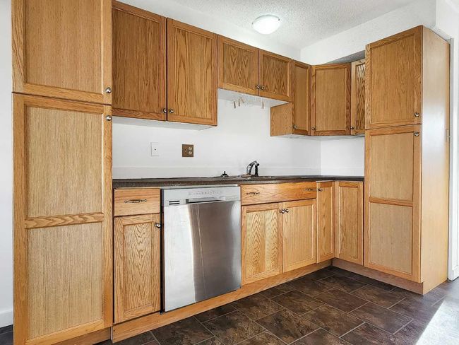 31 97 Ave, Townhouse with 3 bedrooms, 3 bathrooms and 2 parking in Grande Cache AB | Image 4