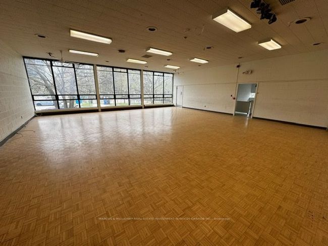 585 Cranbrooke Ave, Home with 0 bedrooms, 0 bathrooms and null parking in North York ON | Image 6