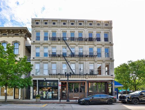 1214 Vine St, Cincinnati, OH, 45202 | Card Image