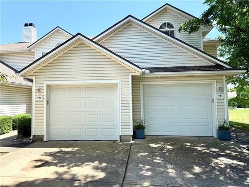 723 Se 14th St, Lees Summit, MO, 64081-3187 | Card Image
