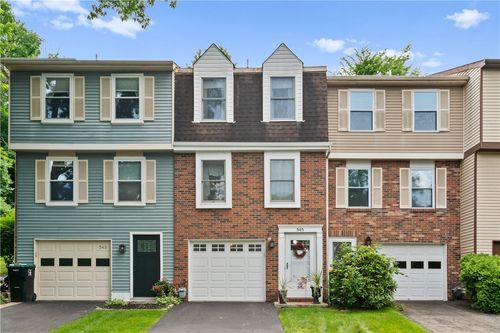 545 Winesap Dr, Bridgeville, PA, 15017-3219 | Card Image