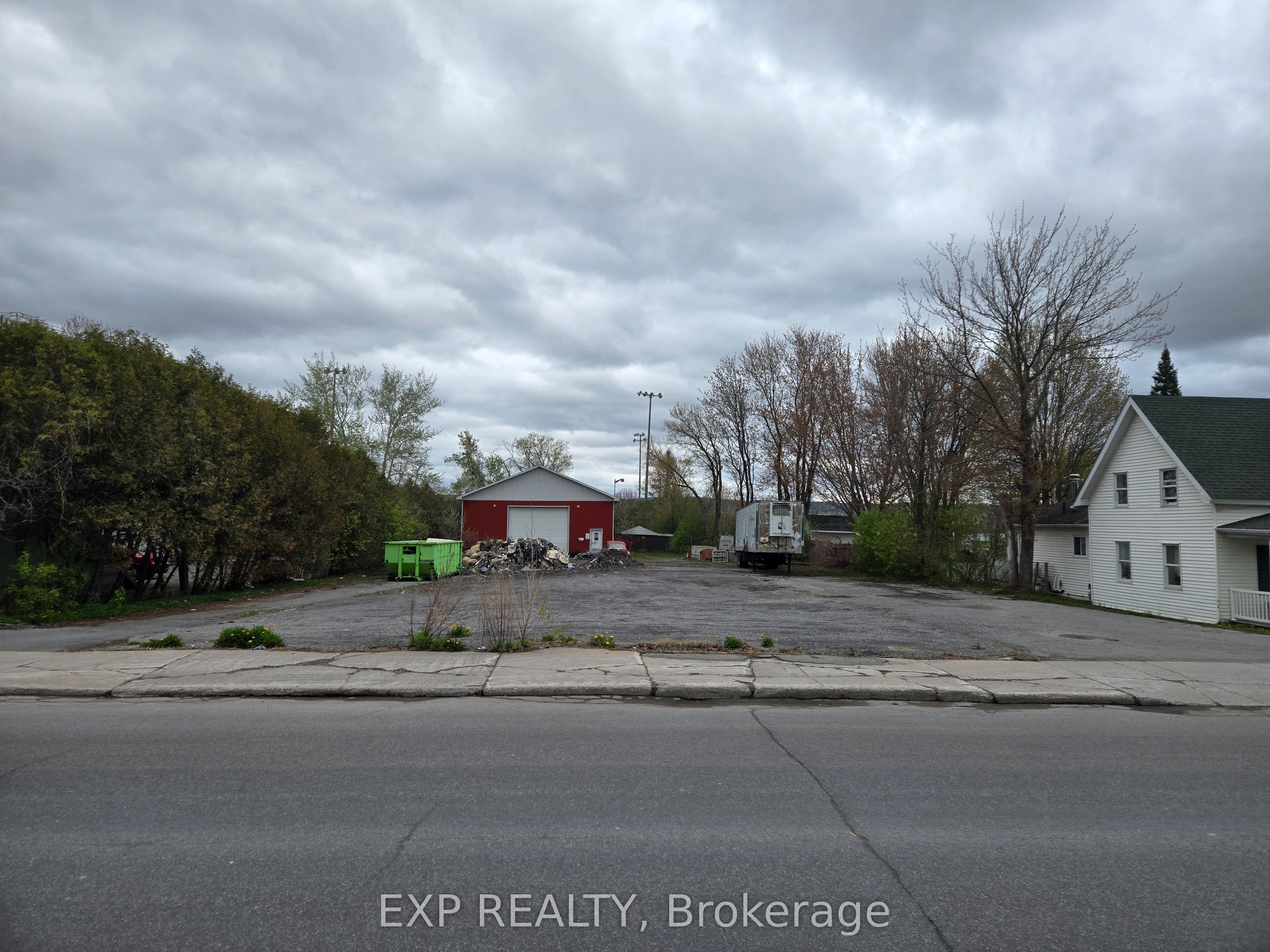 Commercial Sale in Hawkesbury 2