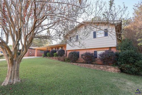 413 Tracy Ter, Warner Robins, GA, 31088-5650 | Card Image