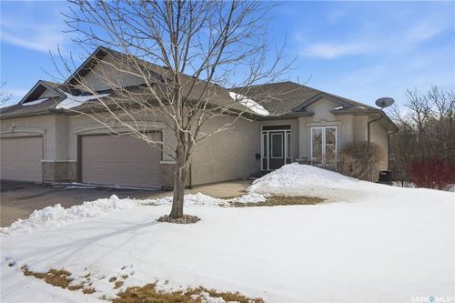 11-301 Cartwright Terrace, Saskatoon, SK, S7T1E2 | Card Image