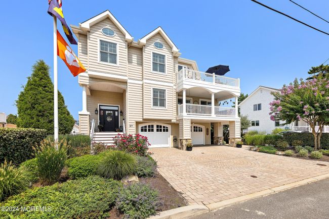 27 17 Th St, House other with 5 bedrooms, 5 bathrooms and null parking in Surf City NJ | Image 100