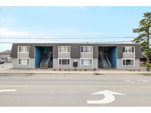 529 Railroad St, Brookings, OR, 97415-8990 | Card Image