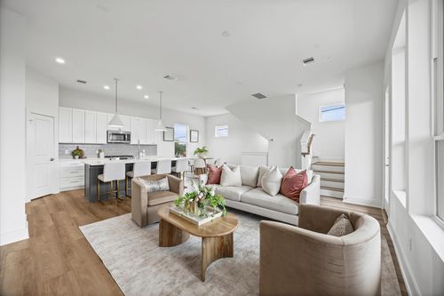 5109 Avenue J, Houston, TX, 77011-1221 | Card Image