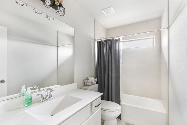 Full bath upstairs | Image 30