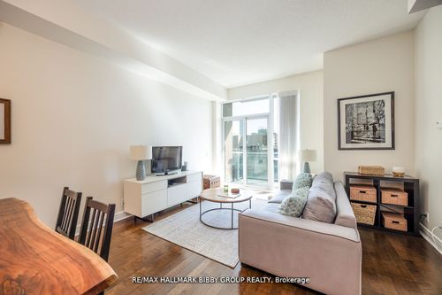 s420-112 George St, Toronto, ON, M5A2M5 | Card Image