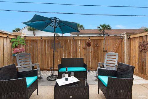 e23-8443 Gulf Blvd, Navarre, FL, 32566 | Card Image