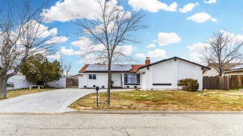 21411 Applewood Dr, California City, CA, 93505-2367 | Card Image