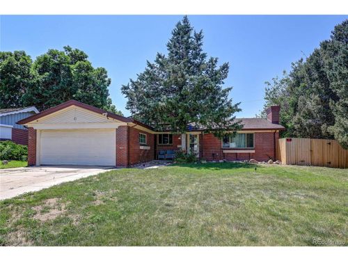 233 Nome St, Aurora, CO, 80010-4733 | Card Image