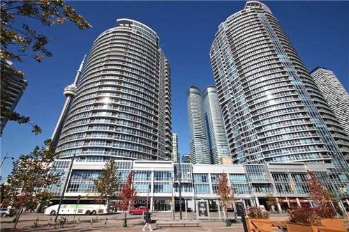 910-218 Queens Quay W, Toronto, ON, M5J2Y6 | Card Image