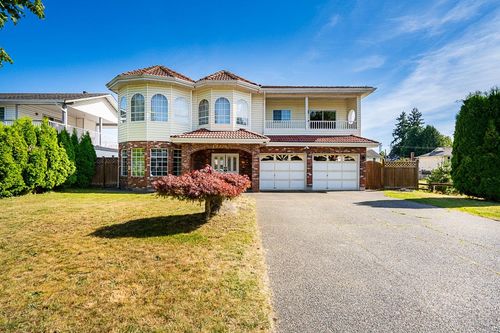 12276 75a Ave, Surrey, BC, V3W9P6 | Card Image