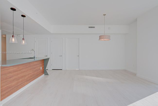 APT-1502 - 601 Ne 27 Th St, Condo with 2 bedrooms, 2 bathrooms and null parking in Miami FL | Image 12