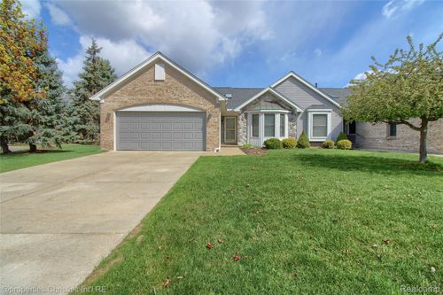 7258 Green Meadow Ln, Canton, MI, 48187-2484 | Card Image
