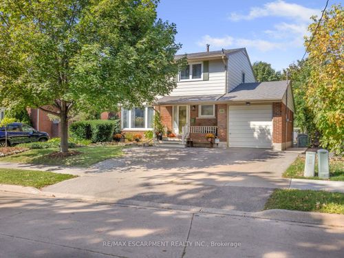 10 Alexander St, Brampton, ON, L6V1H6 | Card Image