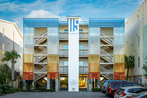 1a-115 E Artic Ave, Folly Beach, SC, 29439 | Card Image