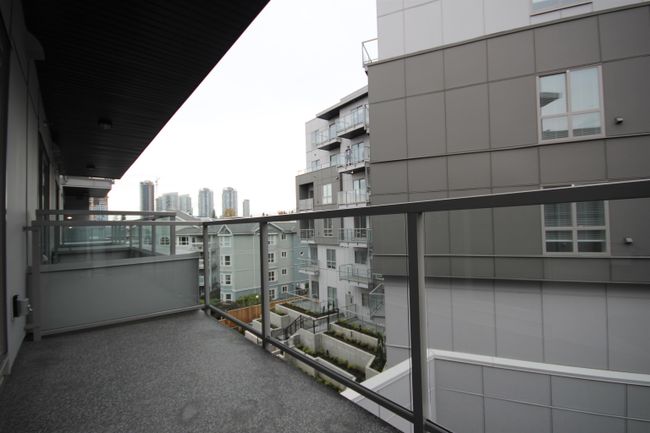 413 - 9689 140 Street, Condo with 1 bedrooms, 1 bathrooms and 1 parking in Surrey BC | Image 9