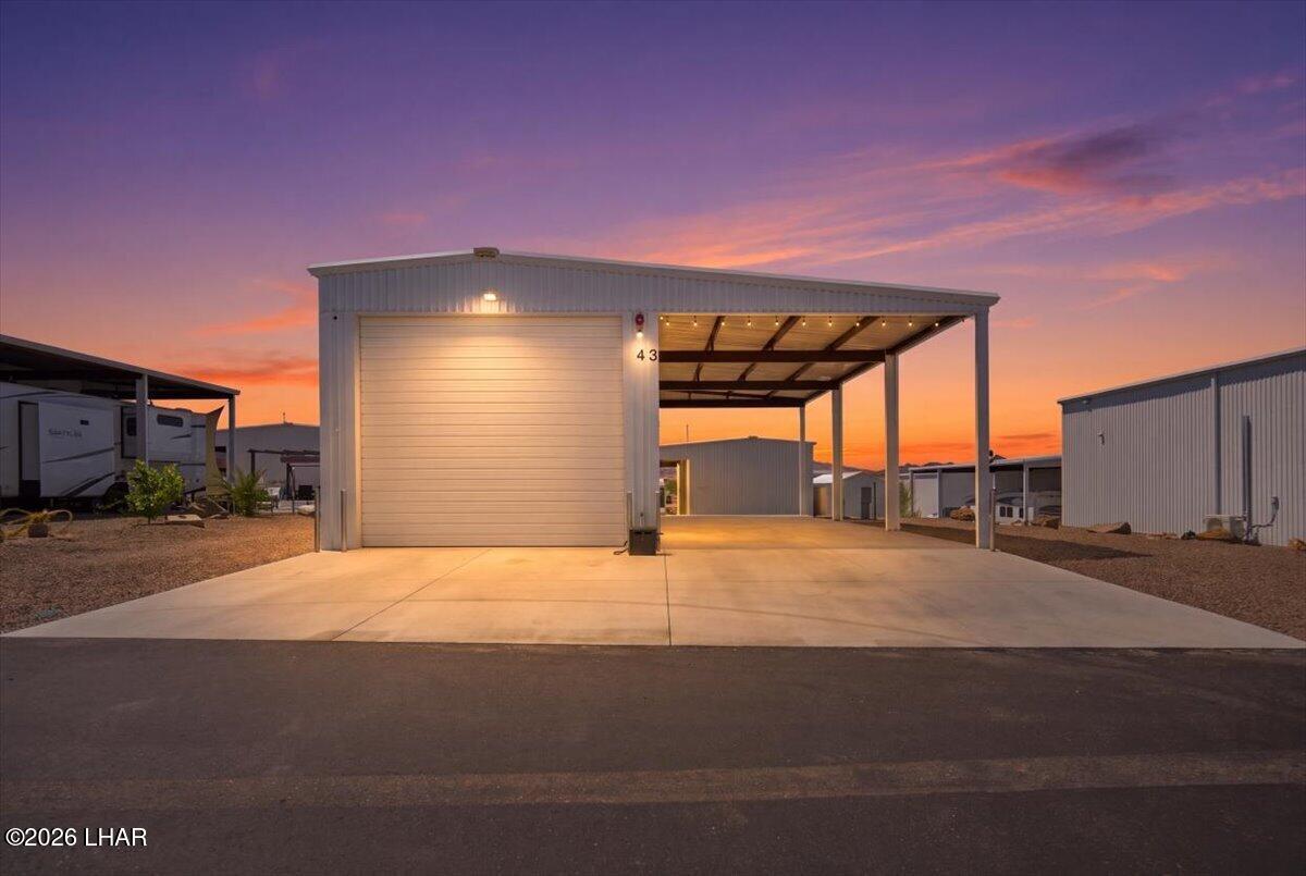 Commercial Sale in Lake Havasu City 4