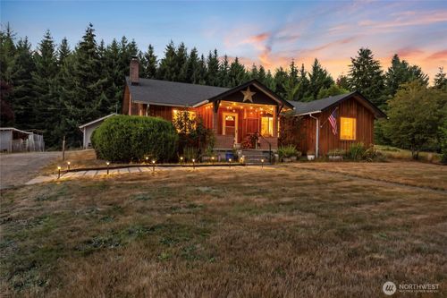 342 Chilvers Road, Chehalis, WA, 98532 | Card Image