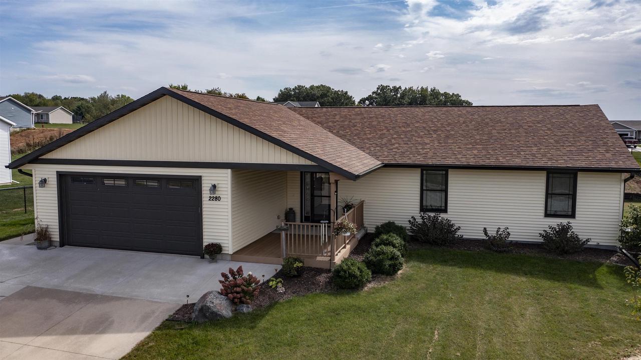 Mayek Dr, Waupaca, WI 54981