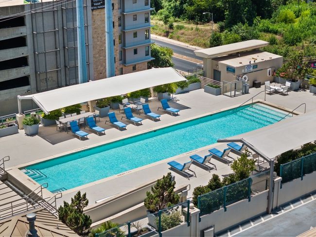 APT-2402 - 300 Bowie St, Condo with 3 bedrooms, 3 bathrooms and 2 parking in Austin TX | Image 24