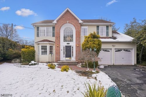 1138 William V Young Dr, Rahway, NJ, 07065-1629 | Card Image