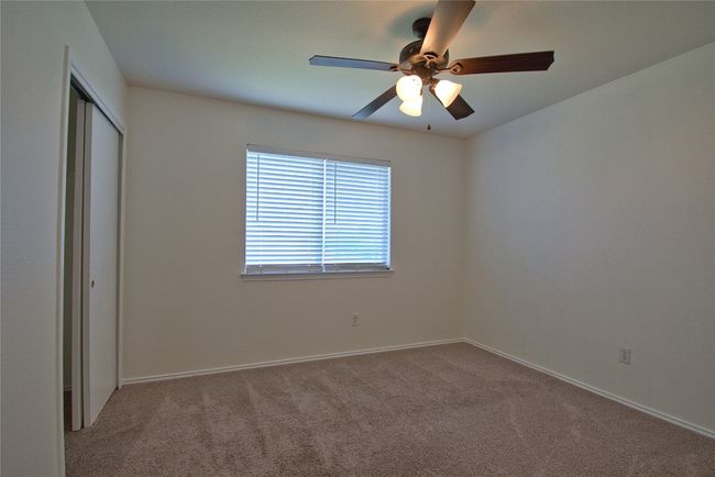 115 Remington Dr, House other with 4 bedrooms, 3 bathrooms and 4 parking in Kyle TX | Image 20