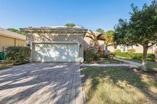 5726 Sterling Lake Dr, Fort Pierce, FL, 34951-3121 | Card Image
