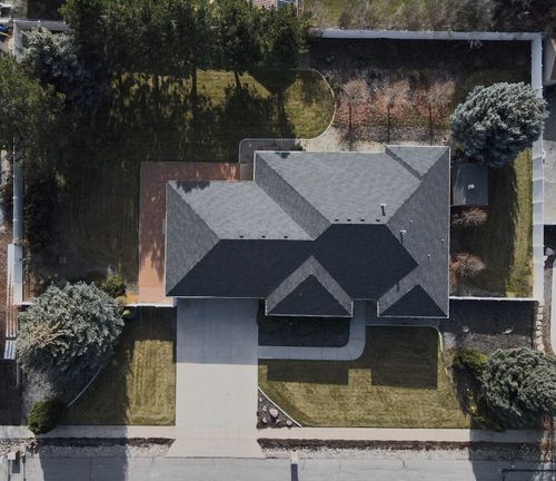 290 E 450 S, Hyde Park, UT, 84318-3810 | Card Image