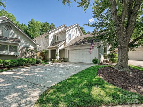 17732 Kings Point Dr, Cornelius, NC, 28031-6910 | Card Image